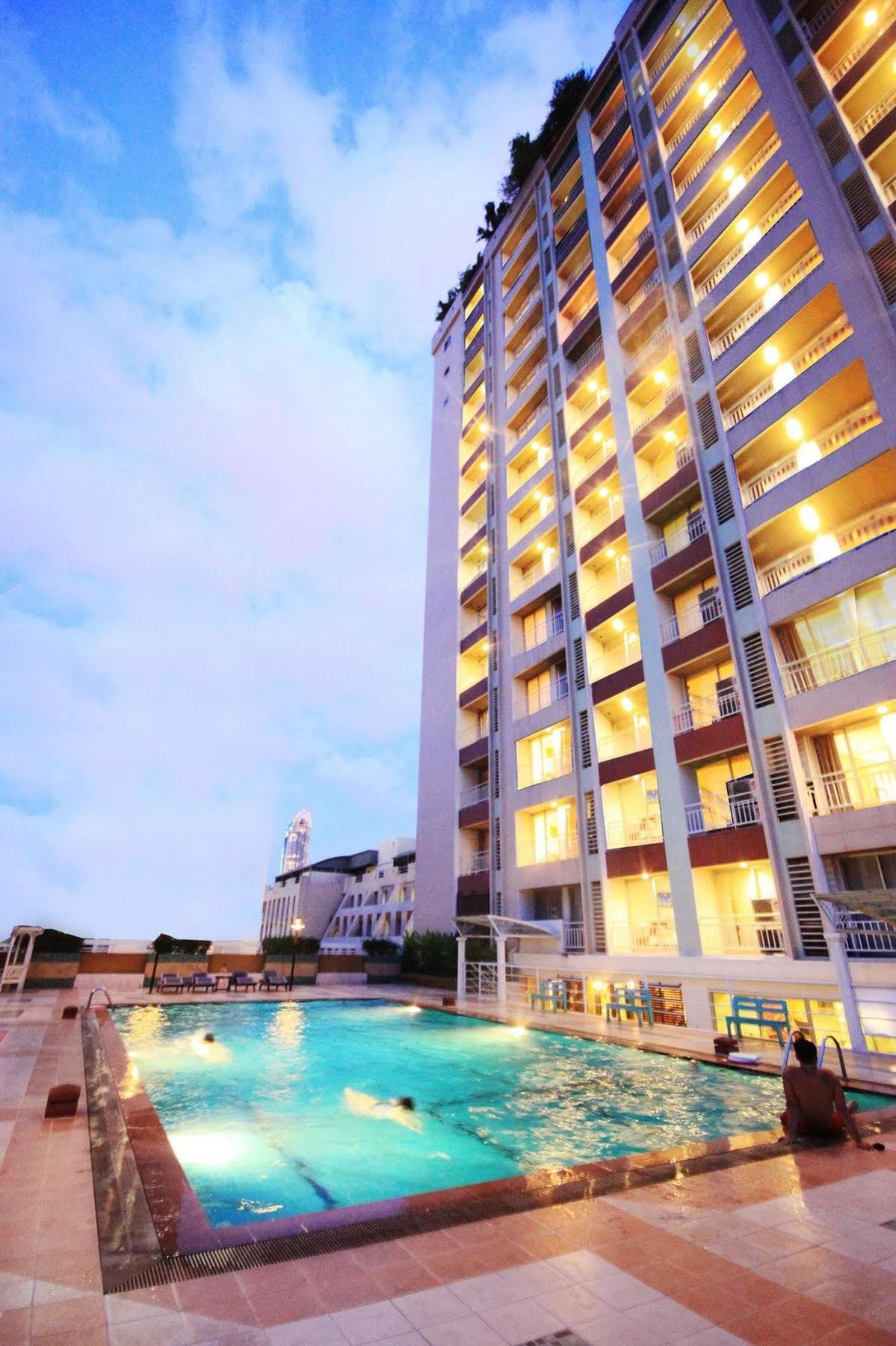 Evergreen Place Siam By Uhg Bangkok Esterno foto