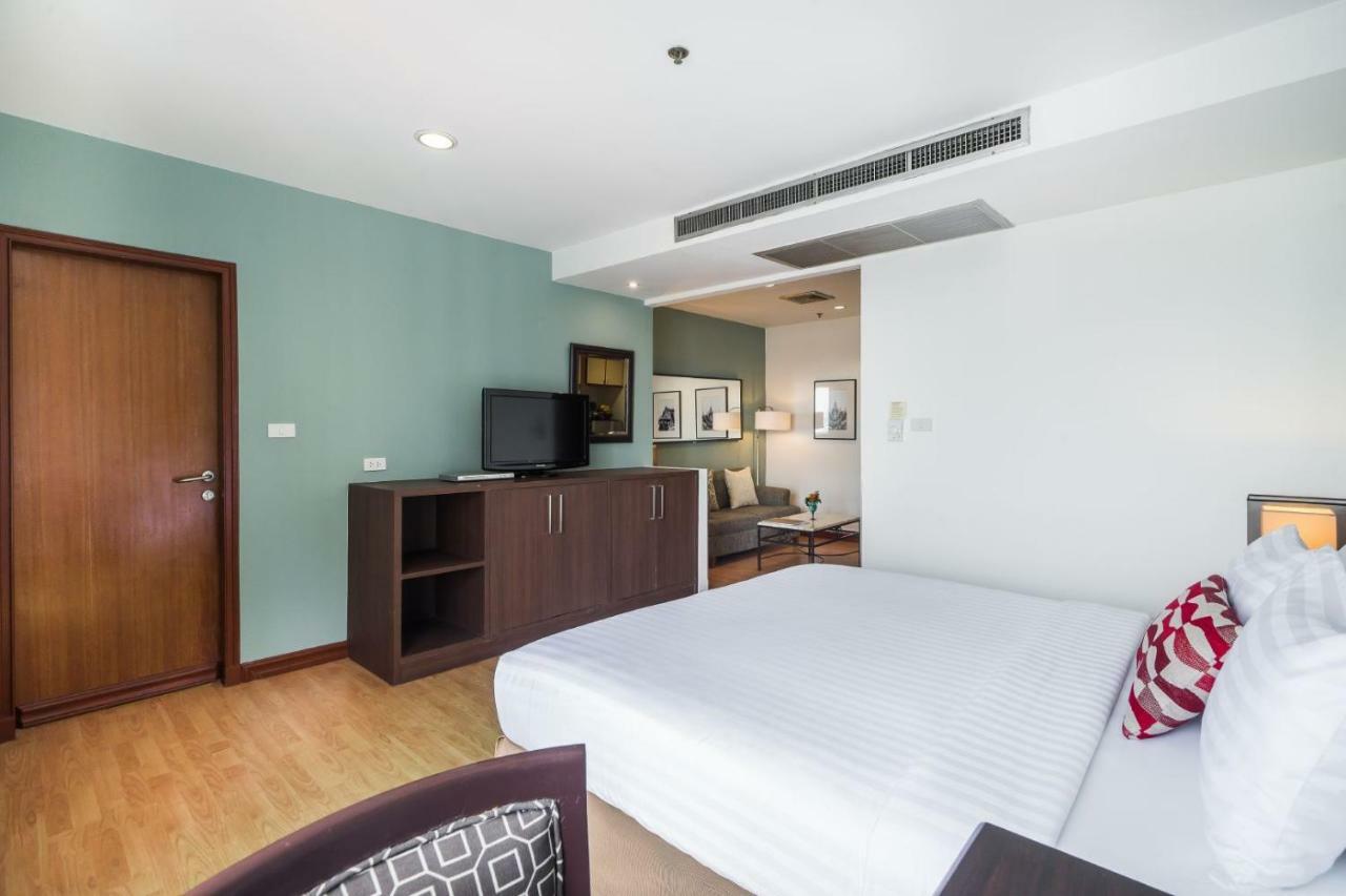 Evergreen Place Siam By Uhg Bangkok Esterno foto